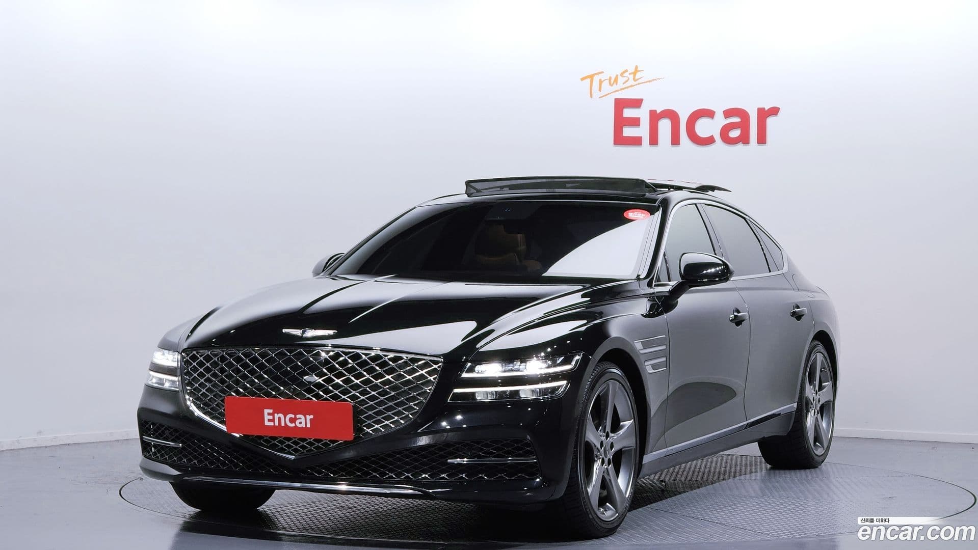 Main__Slider__Photo:G80 Genesis 2020.4-0