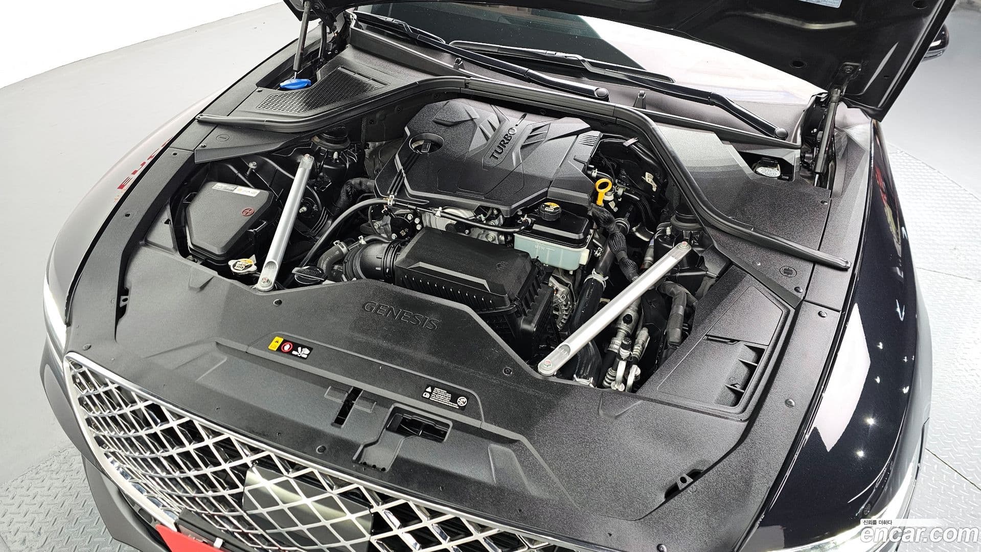 Main__Slider__Photo:G80 Genesis 2020.4-5