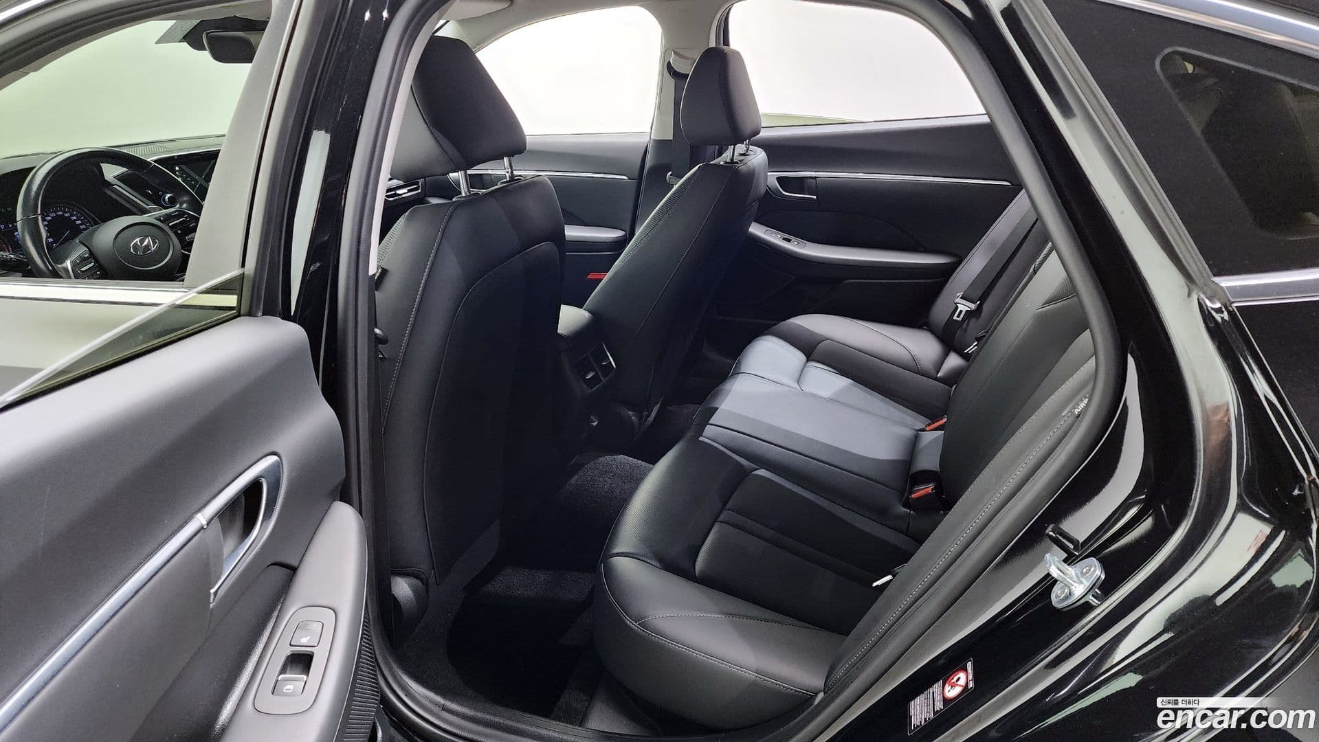 Main__Slider__Photo:Sonata Hyundai 2020.0-10