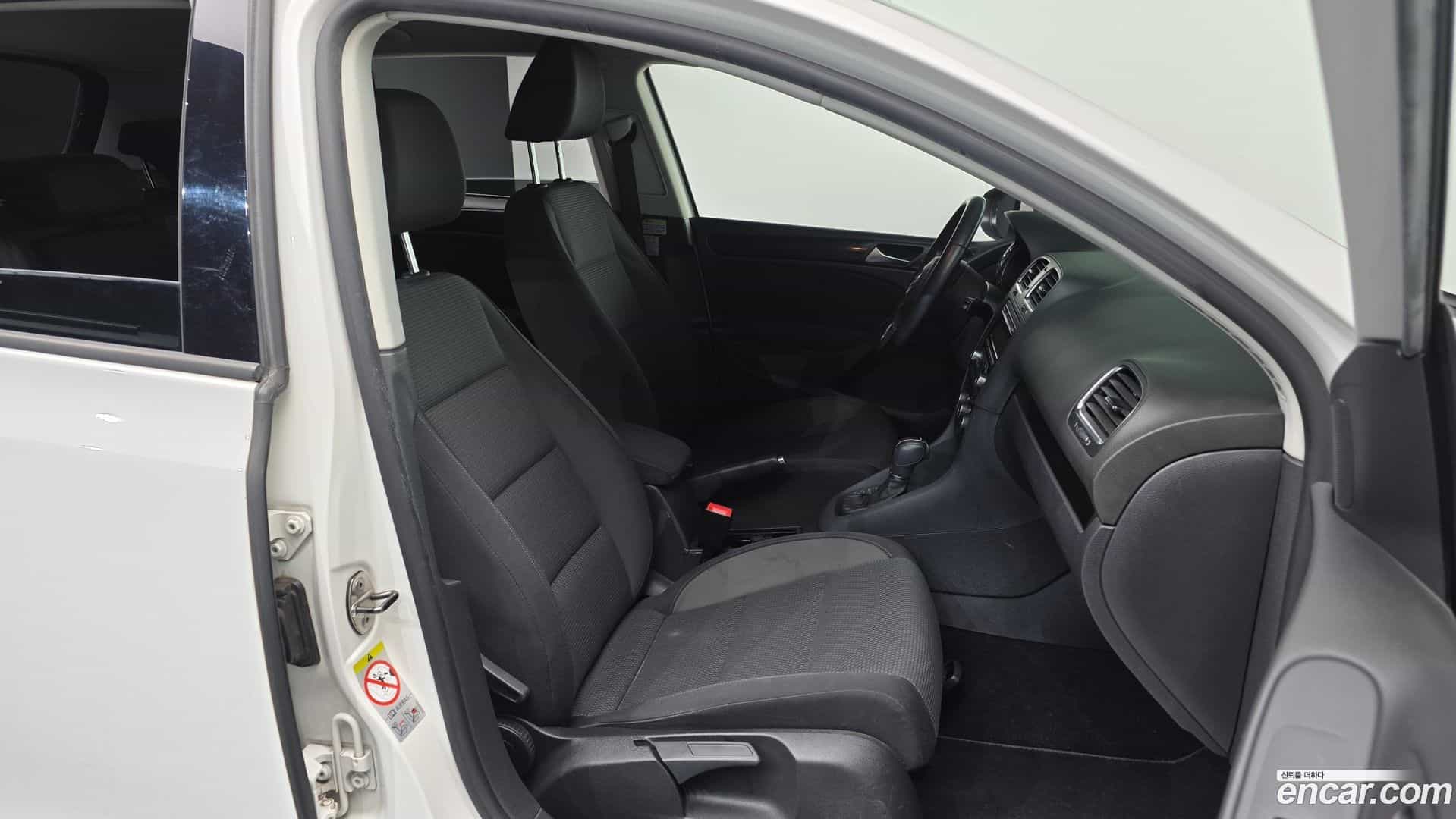 Golf Volkswagen 2011.6-INNER-010