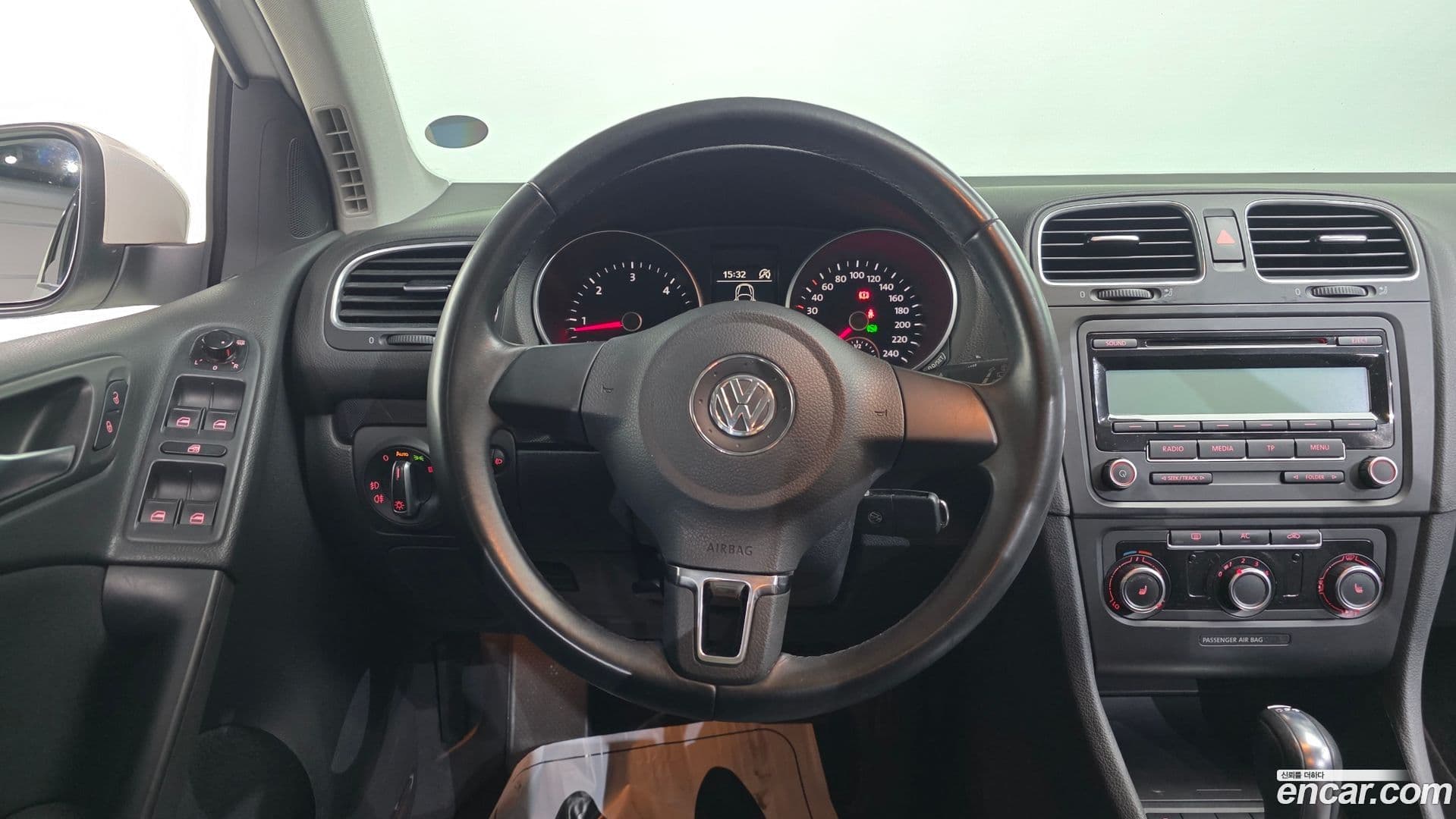 Main__Slider__Photo:Golf Volkswagen 2011.6-12