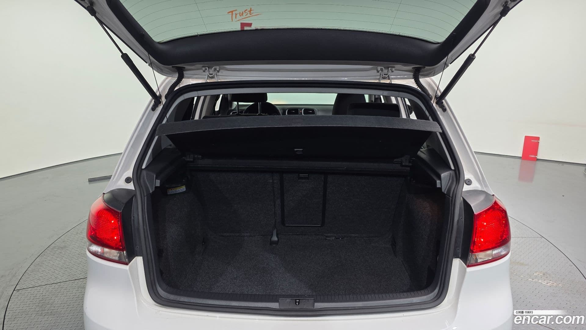 Main__Slider__Photo:Golf Volkswagen 2011.6-19