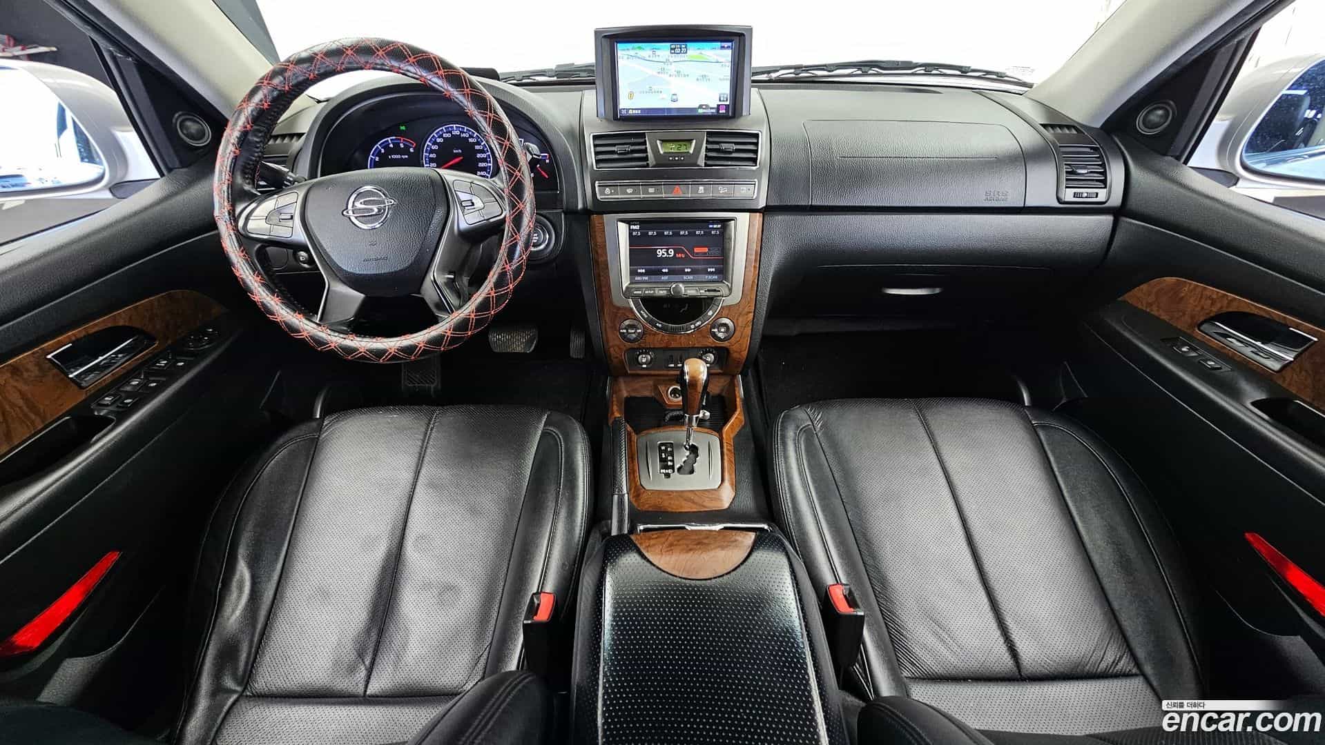 Rexton KG_Mobility_Ssangyong 2015.11-INNER-007