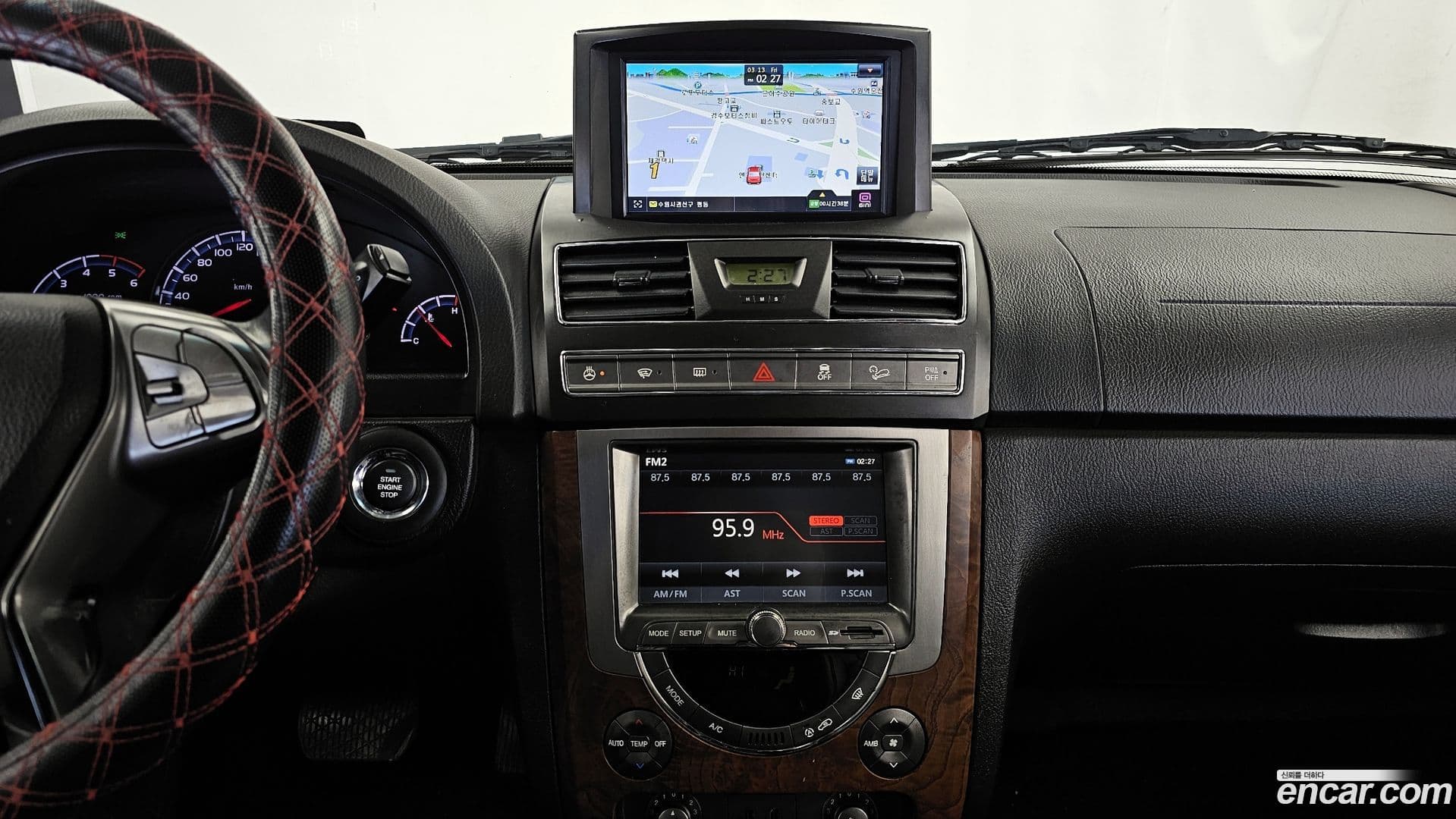 Main__Slider__Photo:Rexton KG_Mobility_Ssangyong 2015.11-14