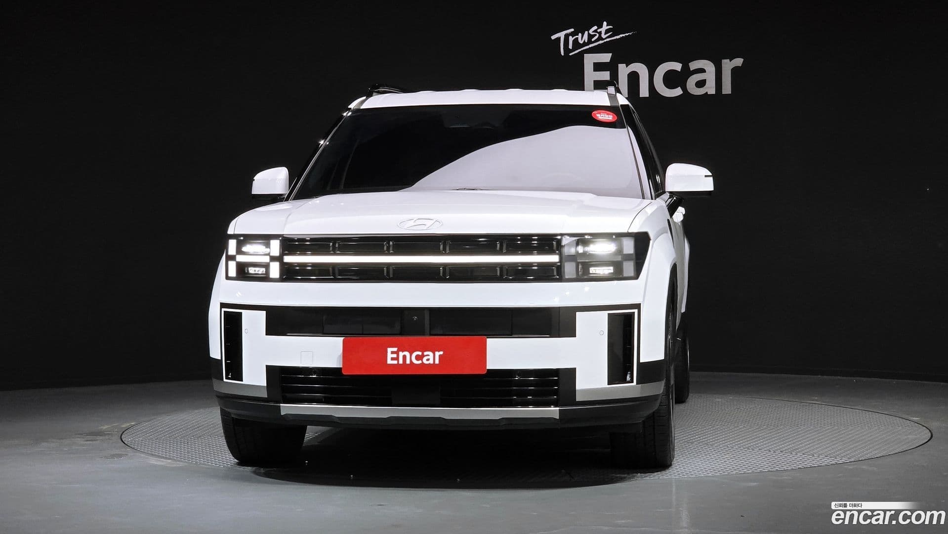 Main__Slider__Photo:Santafe Hyundai 2023.9-2