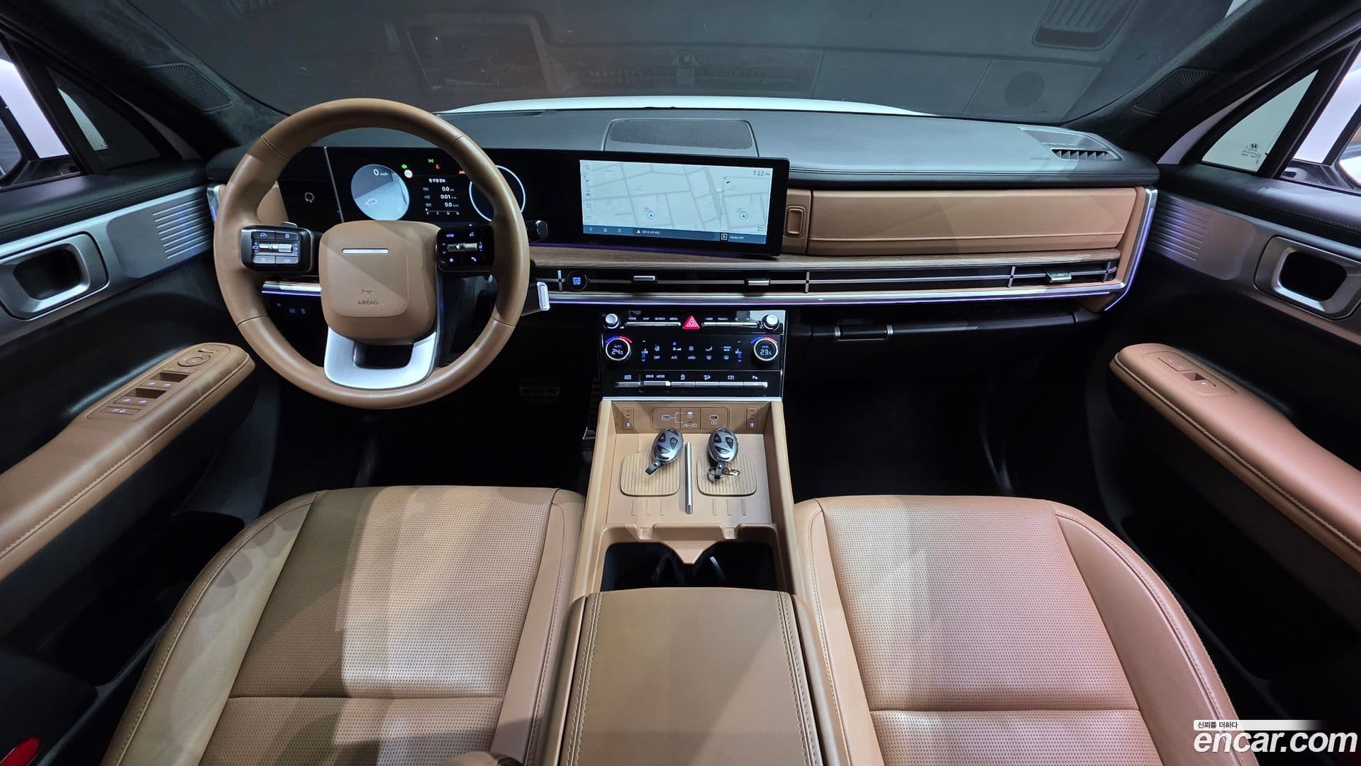 Main__Slider__Photo:Santafe Hyundai 2023.9-6