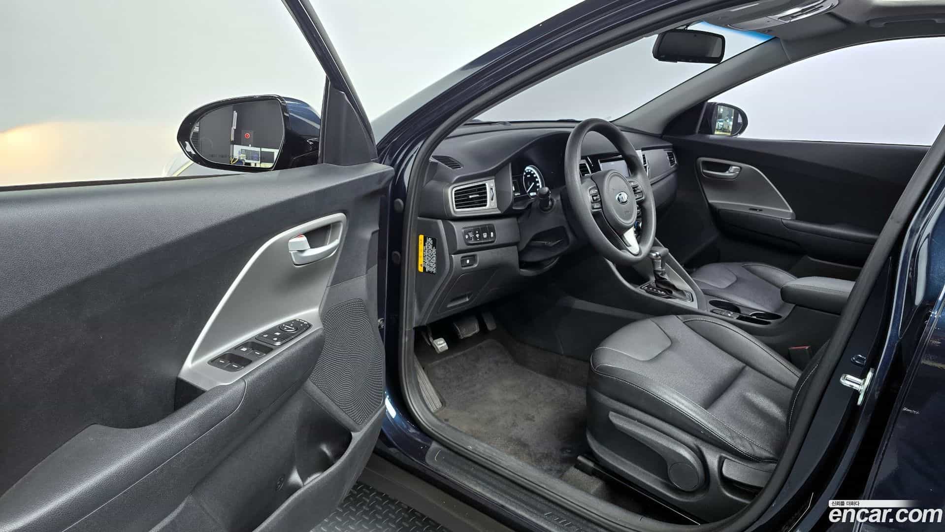 Niro Kia 2017.8-OPTION-015