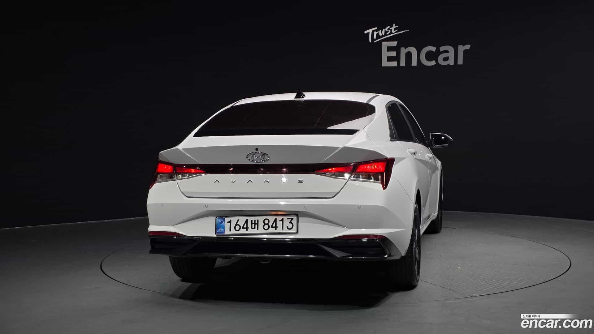 AVANTE Hyundai 2022.9-OUTER-004
