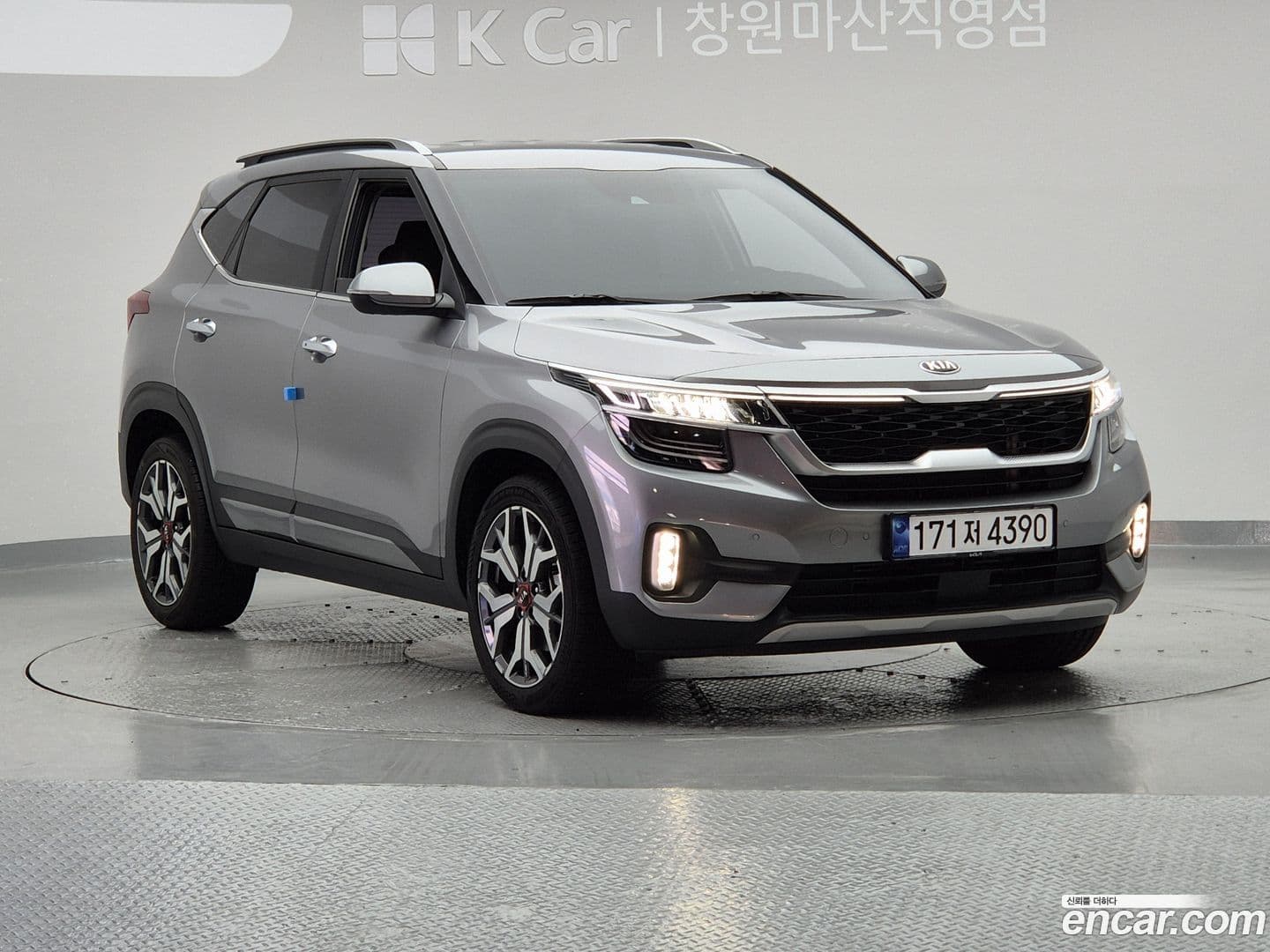 Main__Slider__Photo:Seltos Kia 2021.3-2