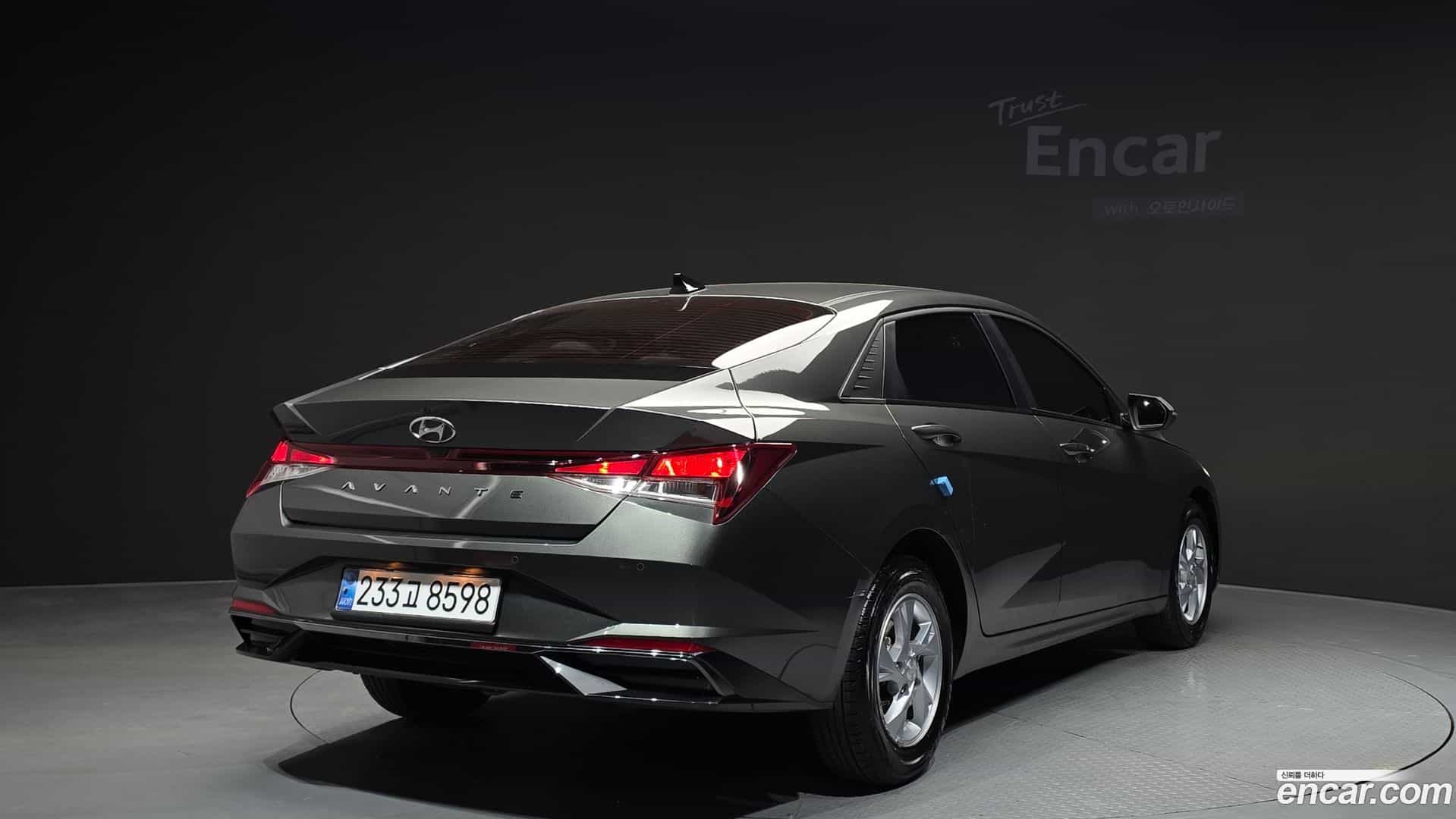 AVANTE Hyundai 2021.1-OUTER-002