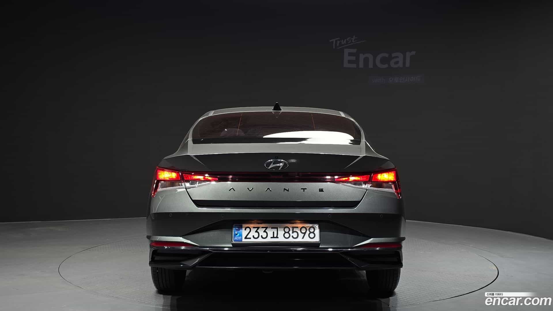 AVANTE Hyundai 2021.1-OUTER-004