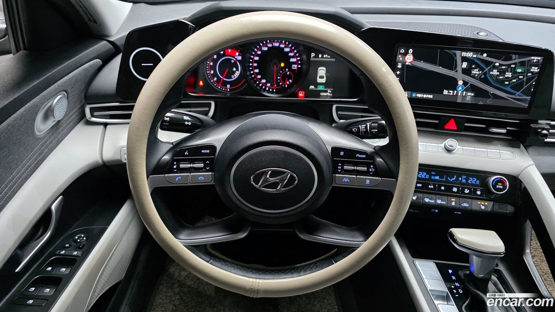 Main__Slider__Photo:AVANTE Hyundai 2021.1-12