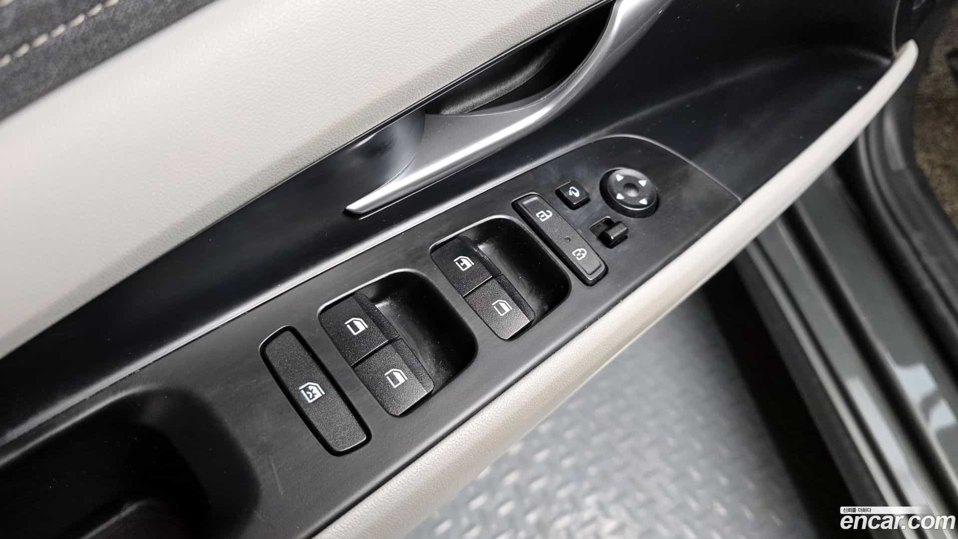 AVANTE Hyundai 2021.1-OPTION-018