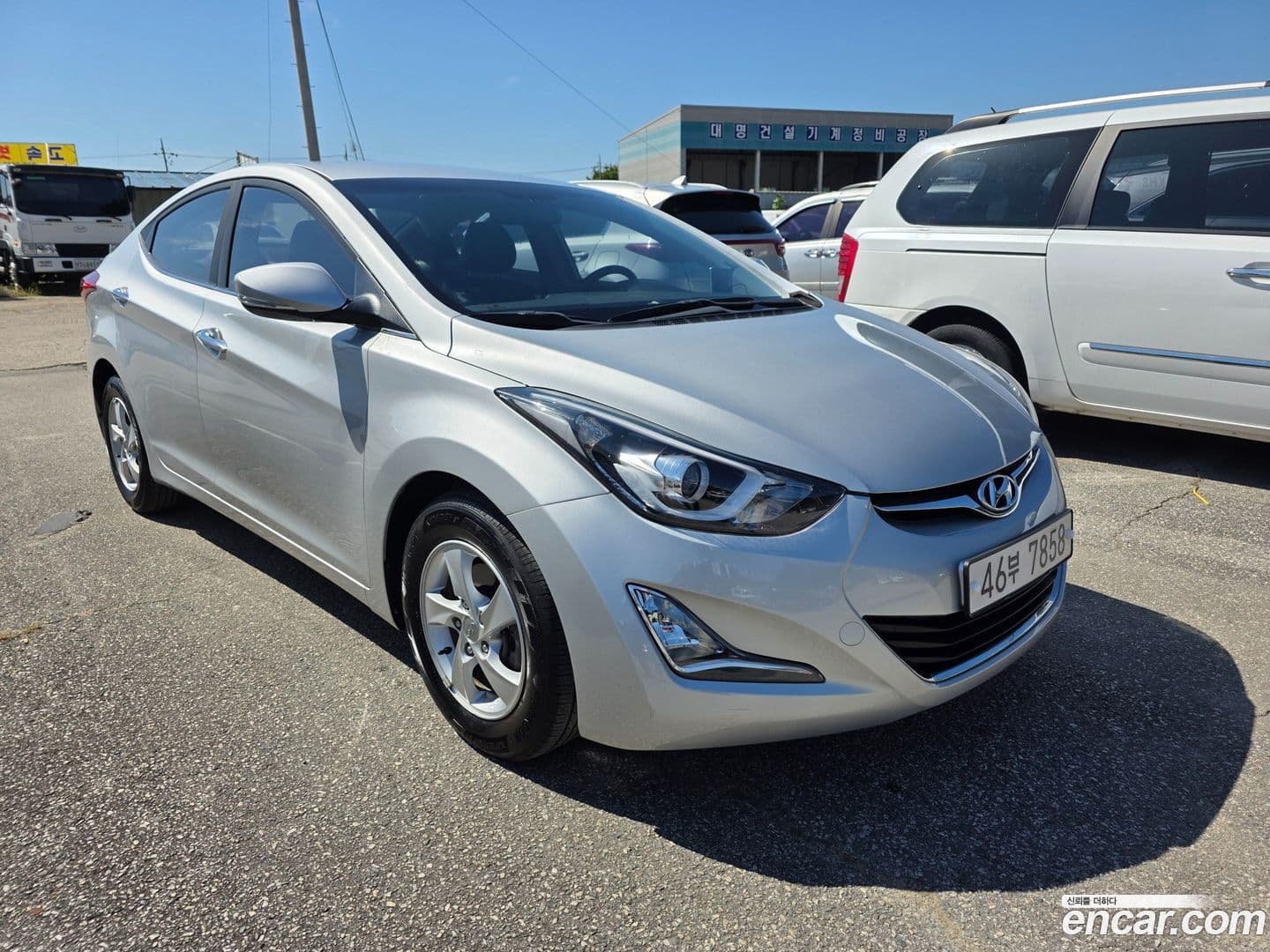 Main__Slider__Photo:AVANTE Hyundai 2013.10-1