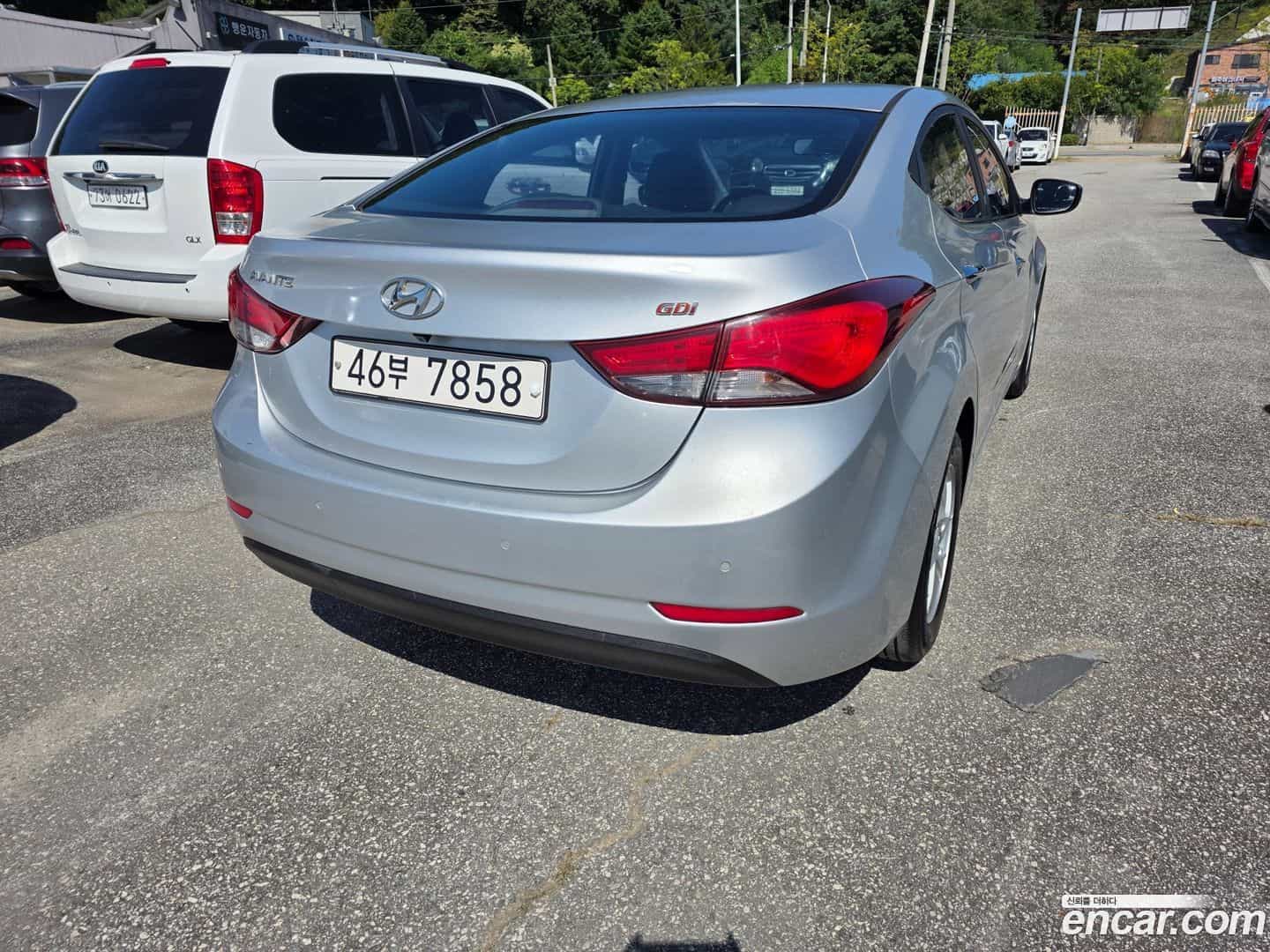 AVANTE Hyundai 2013.10-OUTER-004