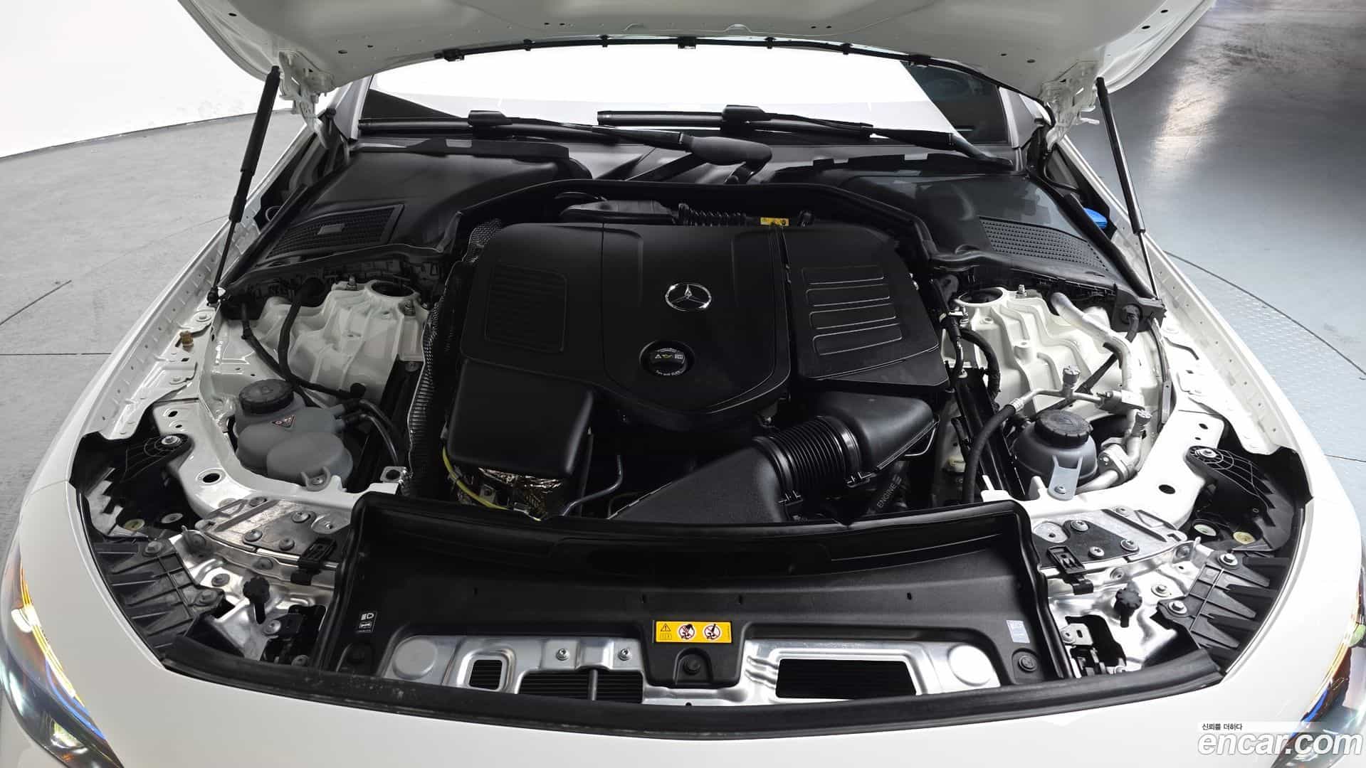 CLE-Class Mercedes-Benz 2025.2-INNER-006