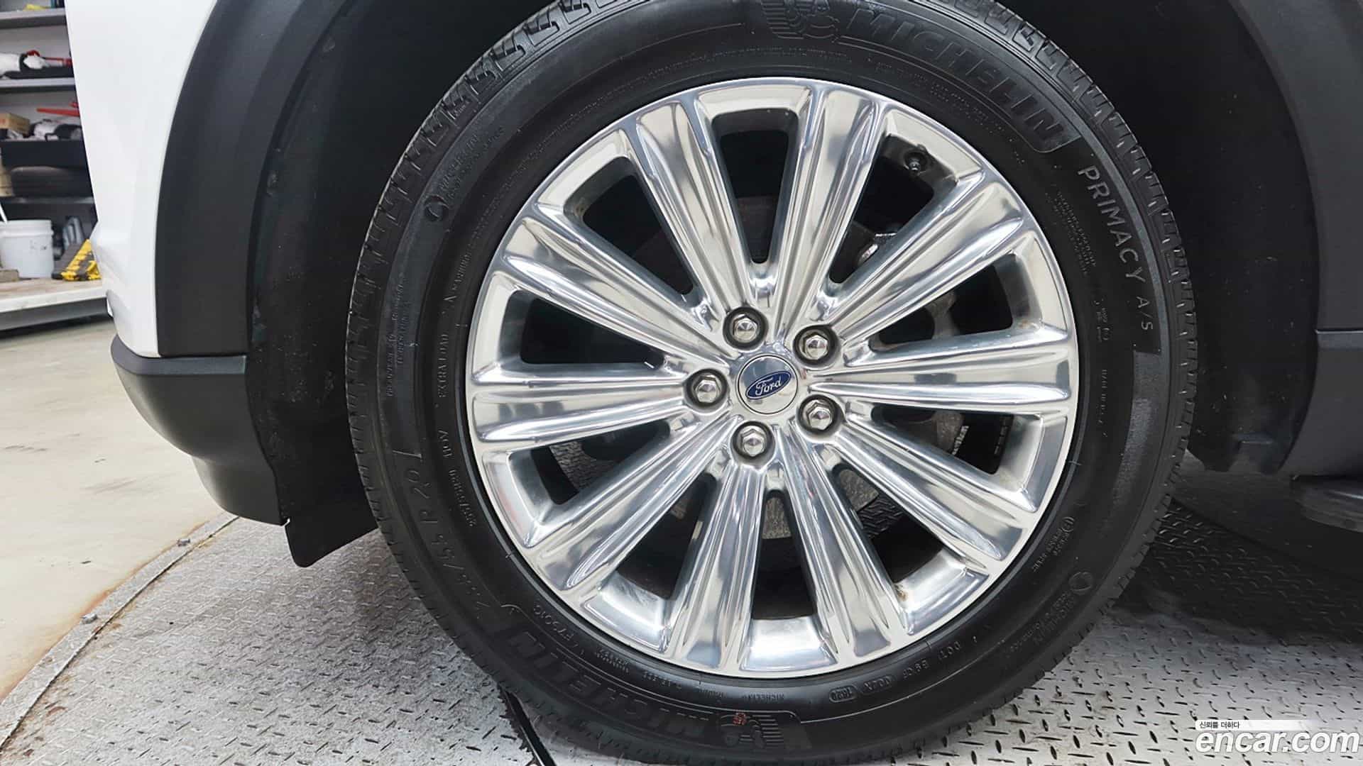 Explorer Ford 2020.11-OUTER-005