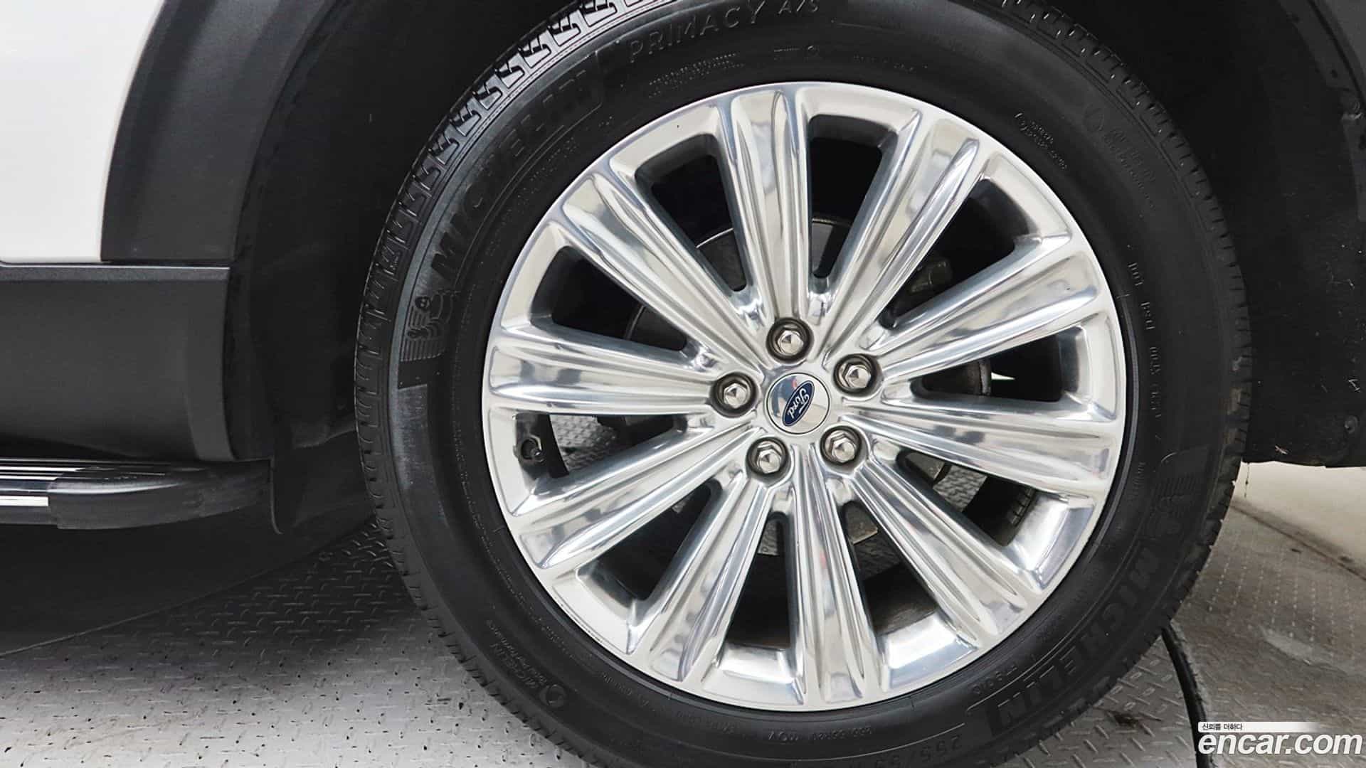 Explorer Ford 2020.11-OUTER-006