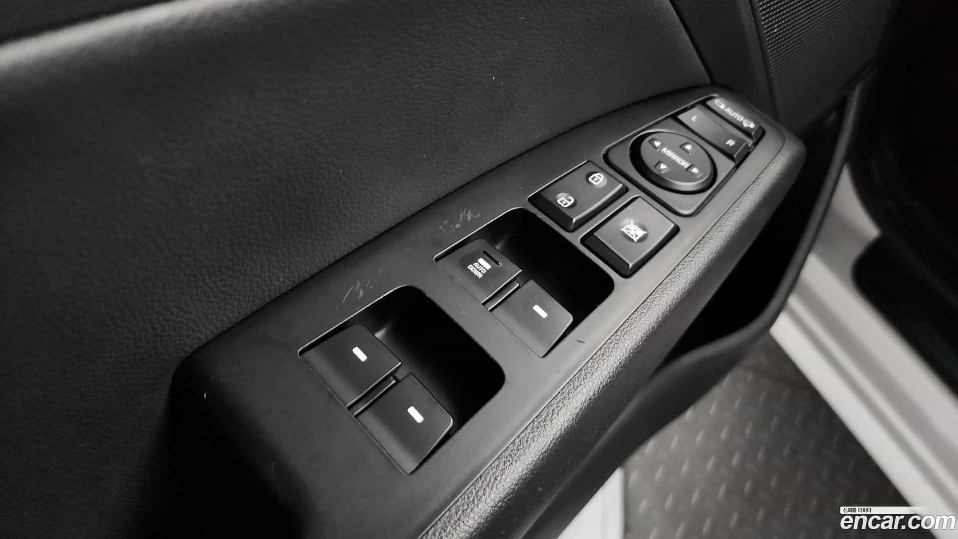 AVANTE Hyundai 2019.9-OPTION-019