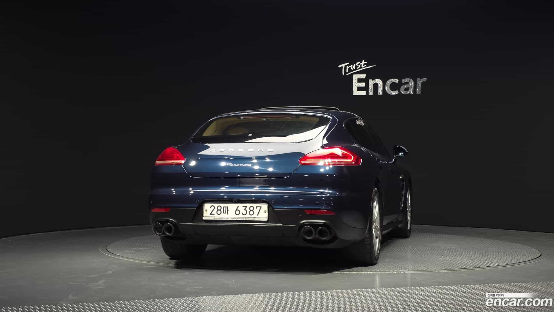 Panamera Porsche 2013.11-OUTER-004