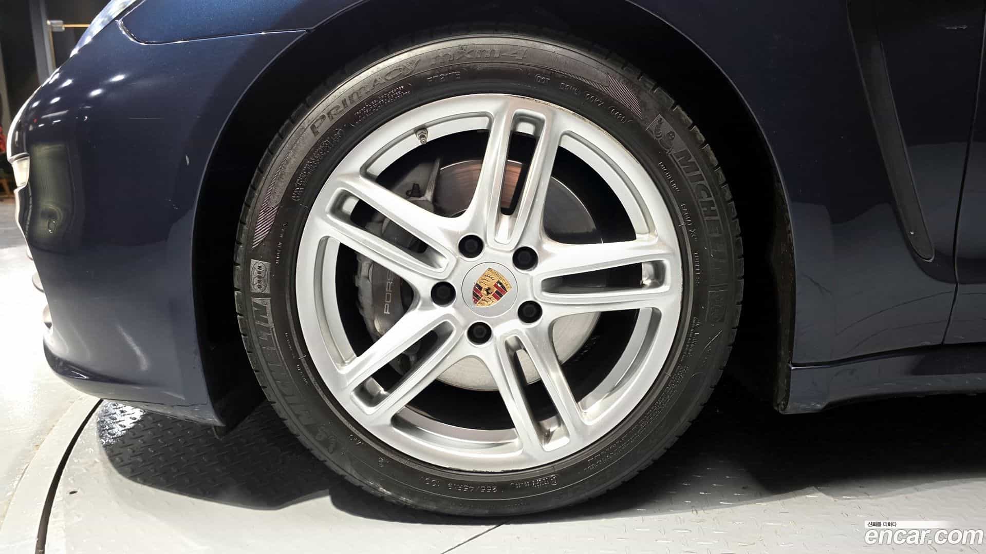 Panamera Porsche 2013.11-OUTER-005