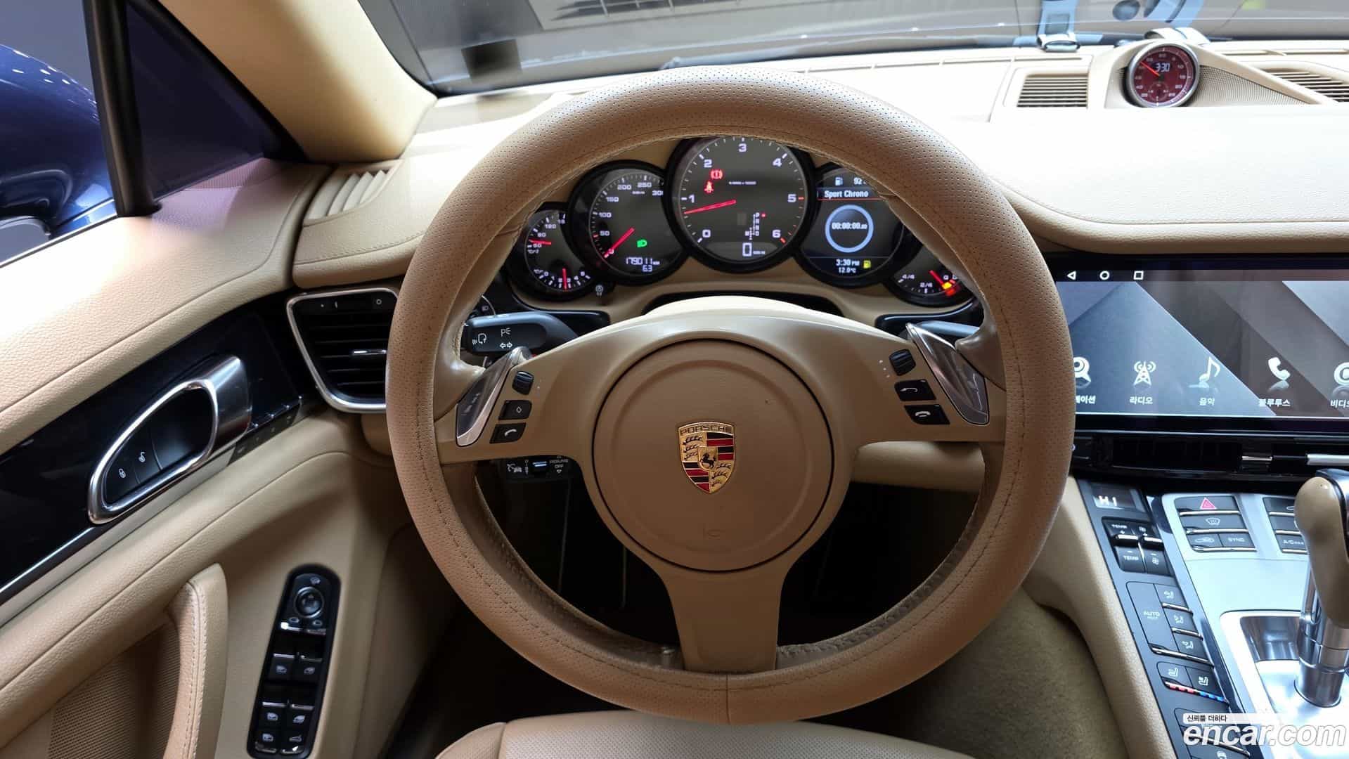 Panamera Porsche 2013.11-OPTION-017