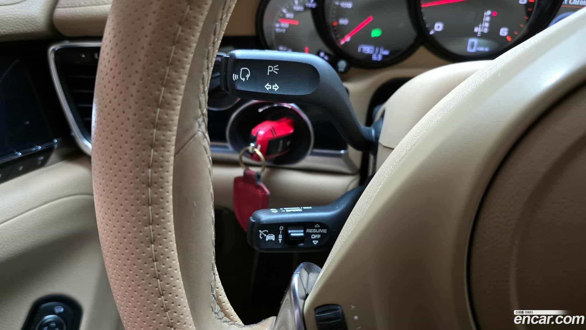 Panamera Porsche 2013.11-OPTION-020