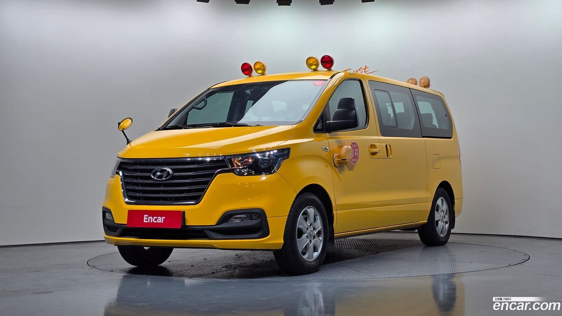 Main__Slider__Photo:Starex Hyundai 2018.3-0