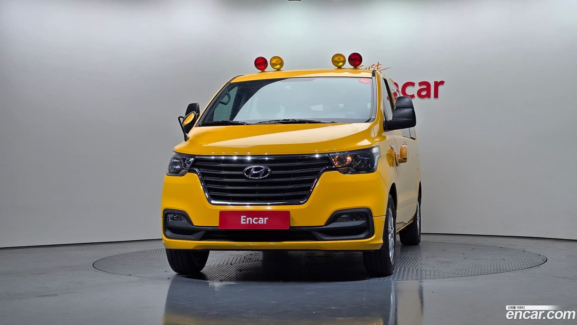 Main__Slider__Photo:Starex Hyundai 2018.3-2