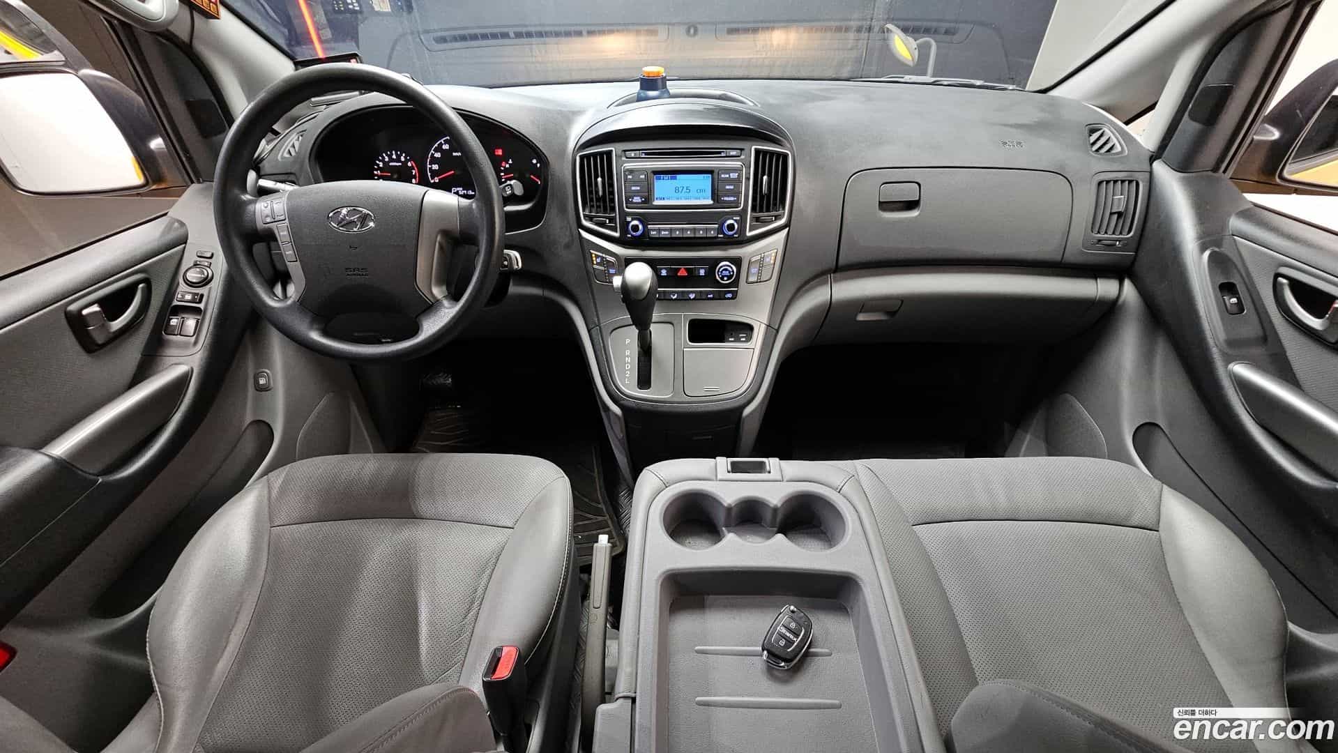 Starex Hyundai 2018.3-INNER-007