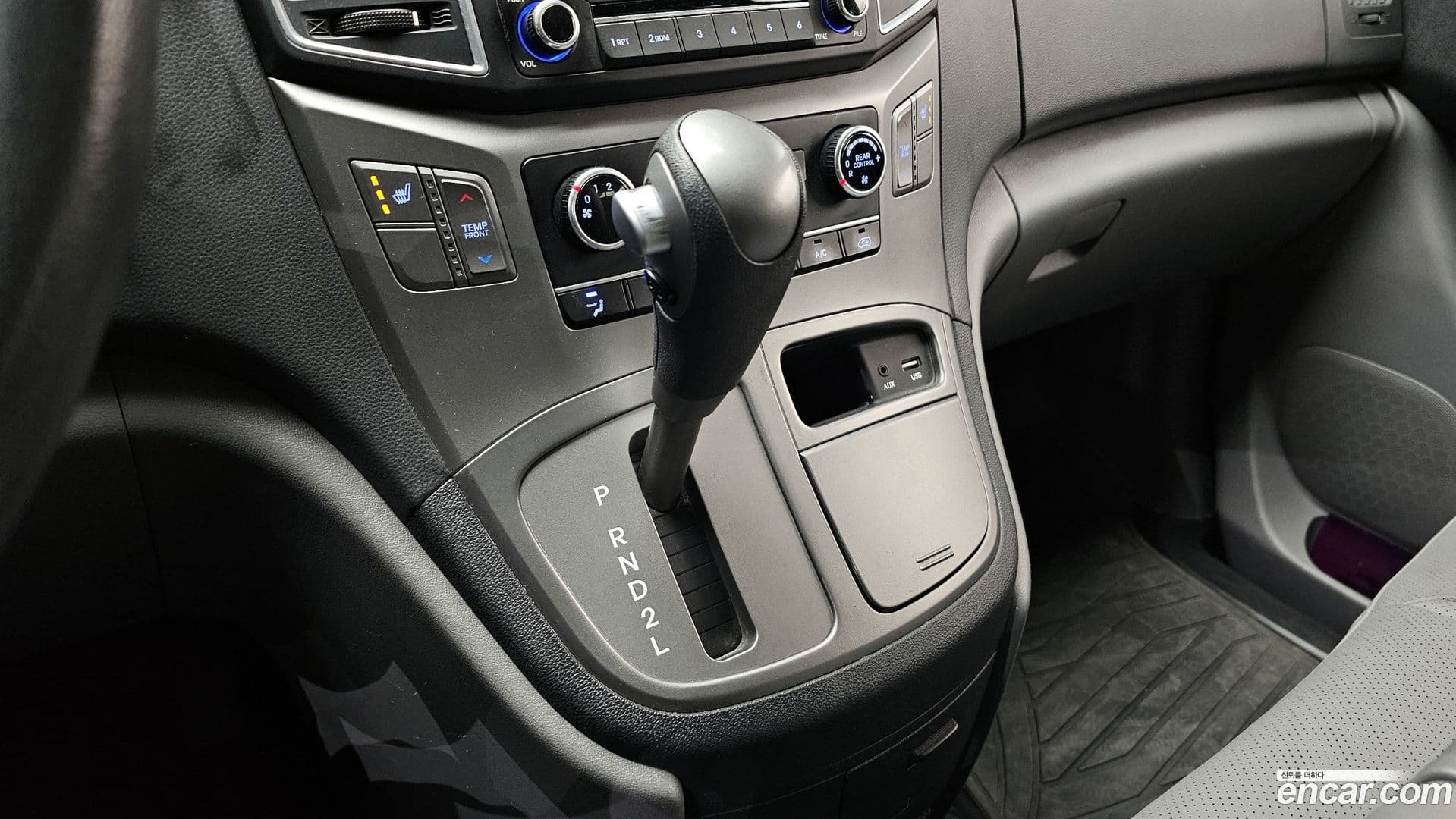 Main__Slider__Photo:Starex Hyundai 2018.3-8