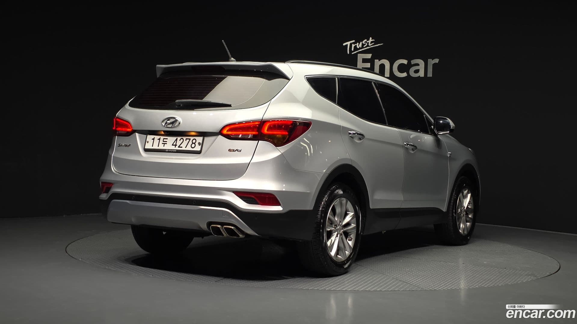 Main__Slider__Photo:Santafe Hyundai 2015.7-1