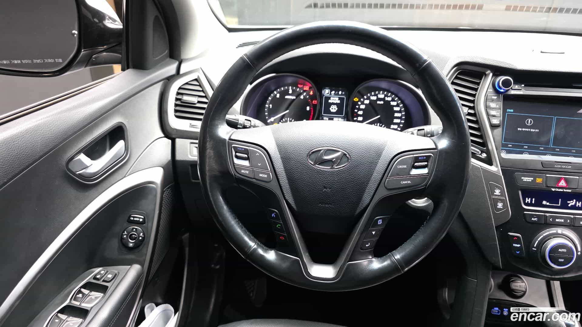 Santafe Hyundai 2015.7-OPTION-017