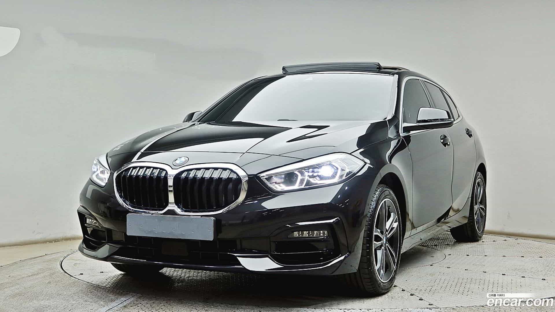 1-Series BMW 2022.0-OUTER-001