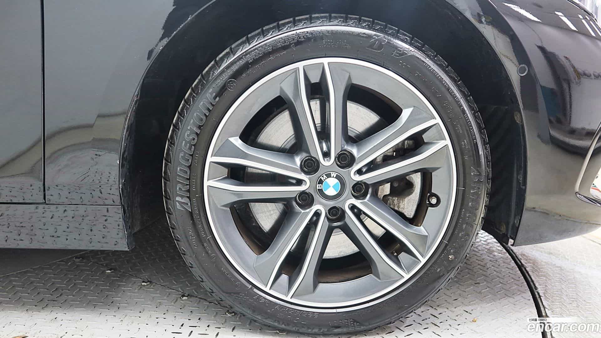 1-Series BMW 2022.0-INNER-007