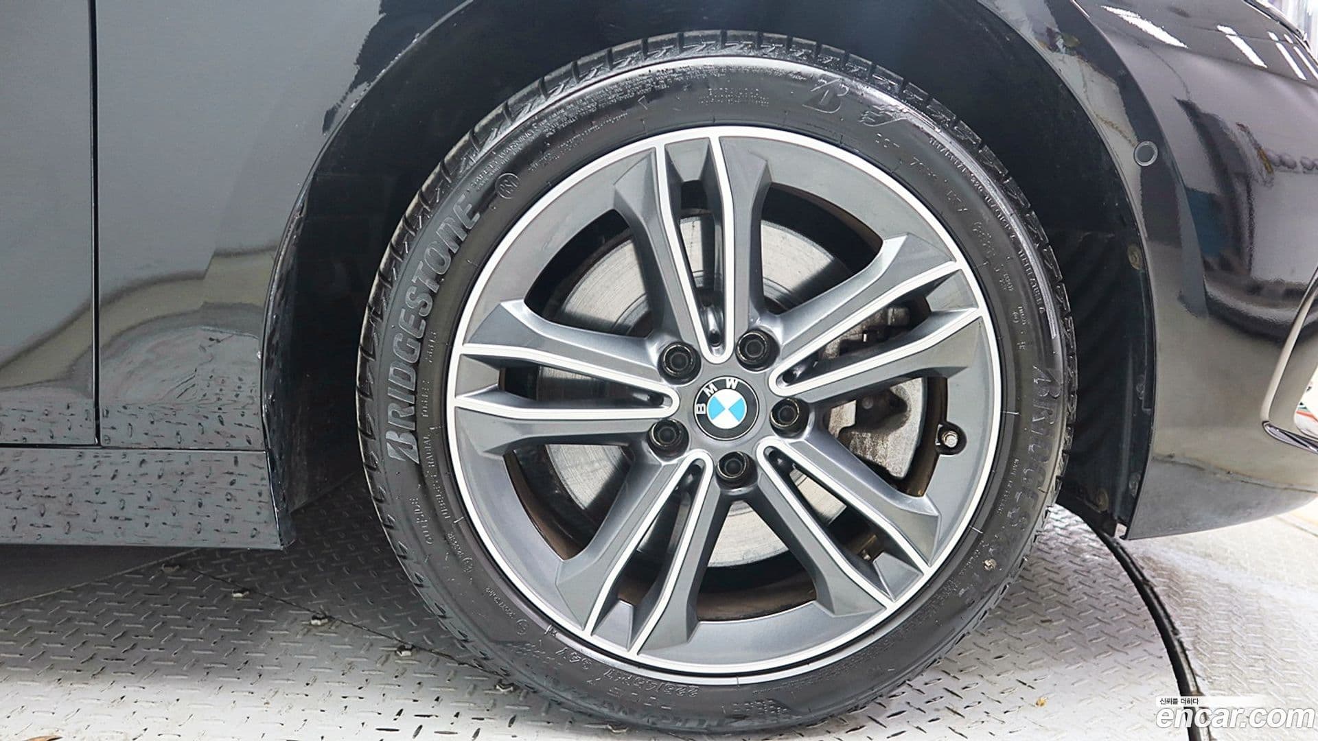 Main__Slider__Photo:1-Series BMW 2022.0-6