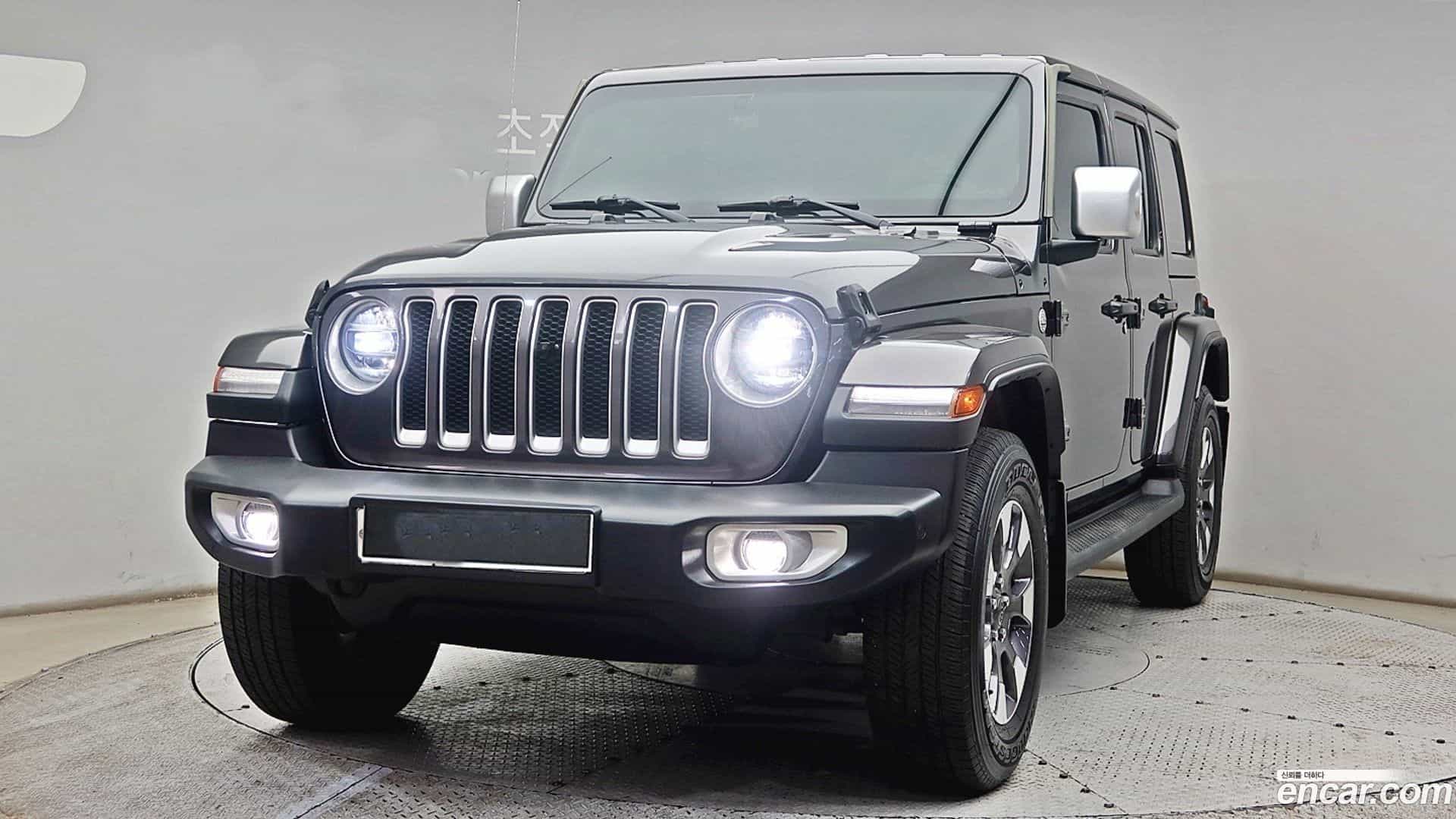 Wrangler Jeep 2021.1-OUTER-001