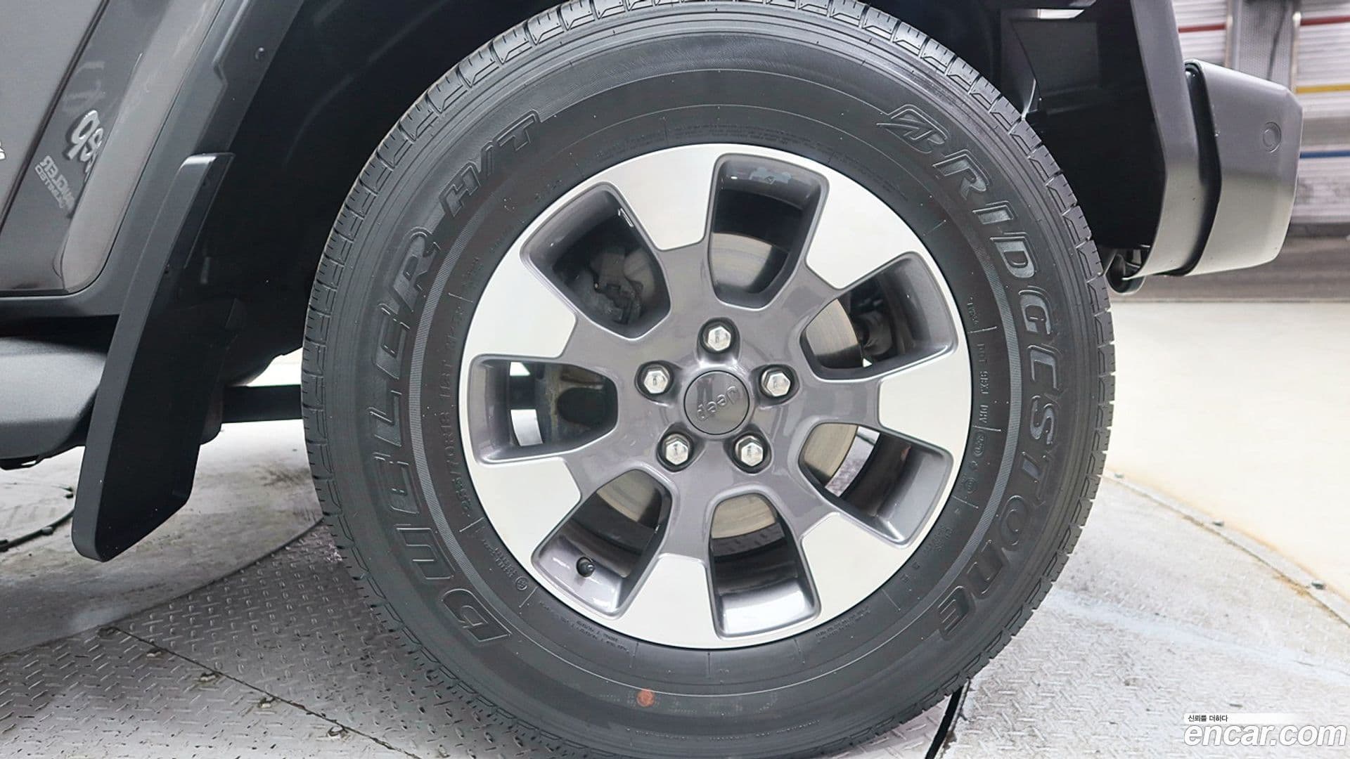 Main__Slider__Photo:Wrangler Jeep 2021.1-6