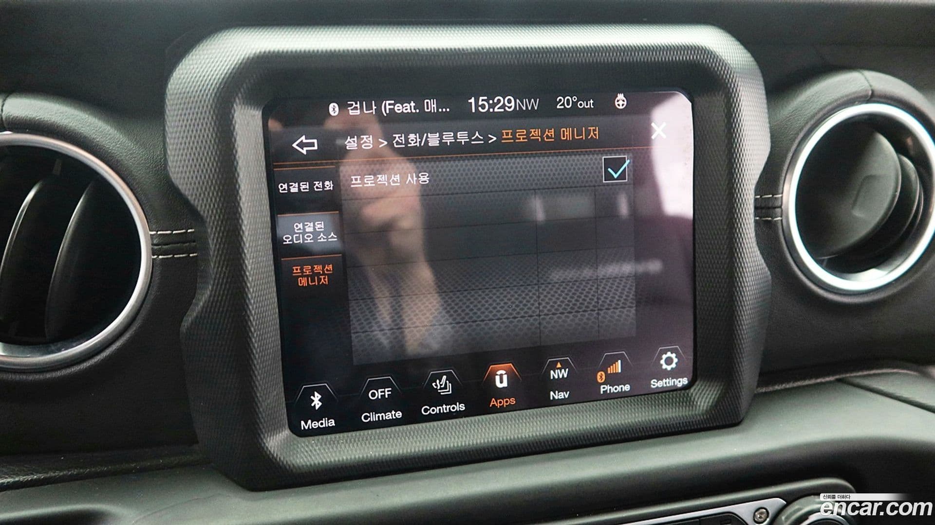 Main__Slider__Photo:Wrangler Jeep 2021.1-12