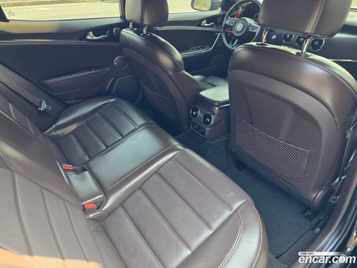 Stinger Kia 2017.7-OPTION-016