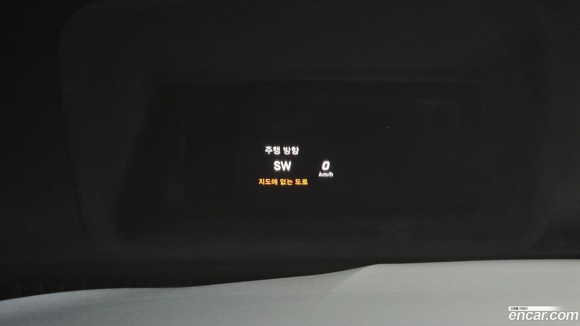 Main__Slider__Photo:GLC-Class Mercedes-Benz 2018.10-18