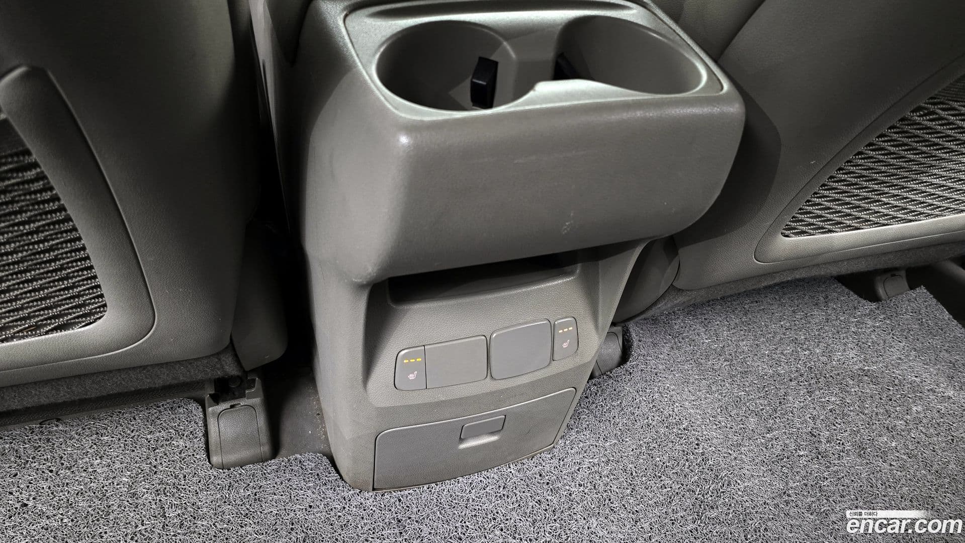 Main__Slider__Photo:Canival Kia 2018.3-16