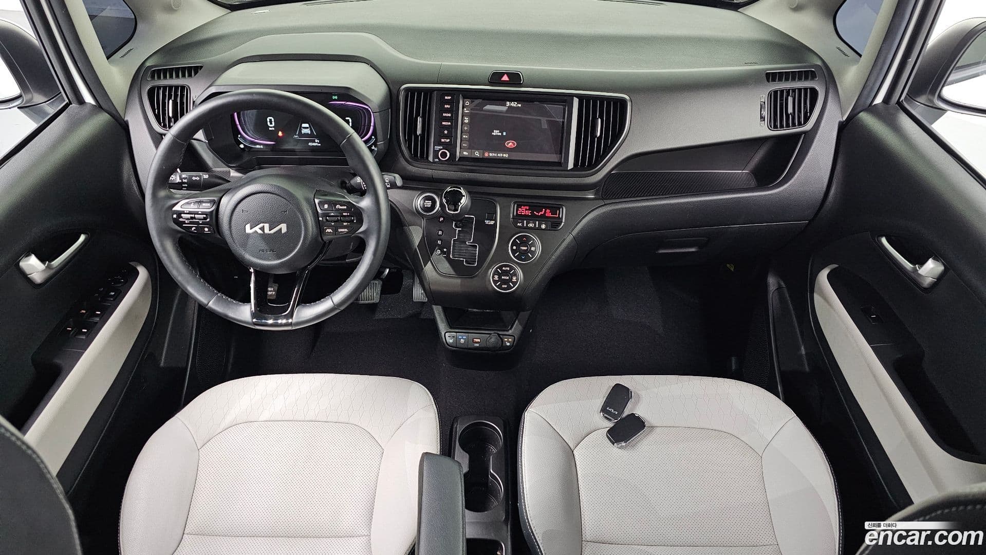 Main__Slider__Photo:RAY Kia 2023.10-6