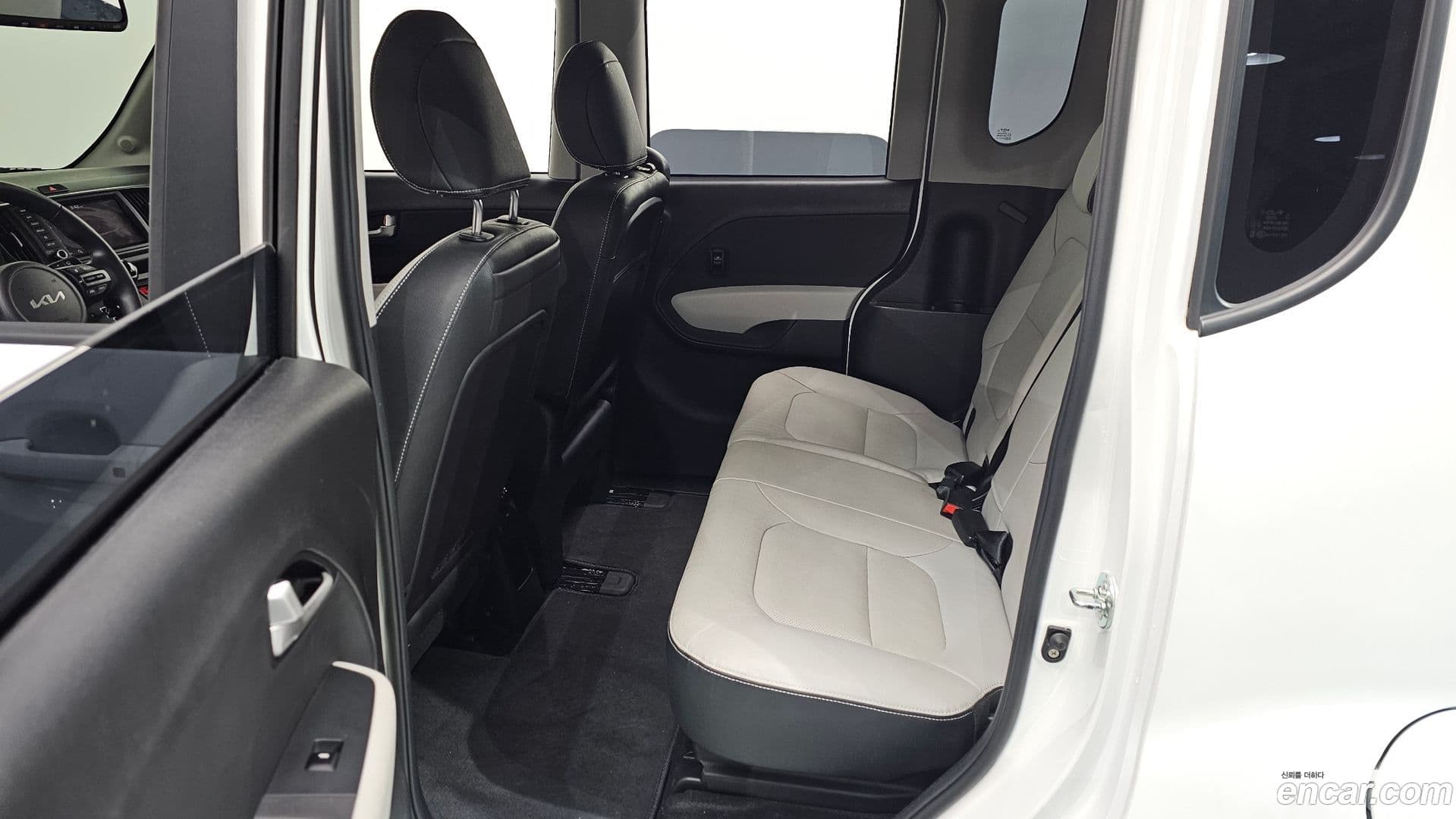 Main__Slider__Photo:RAY Kia 2023.10-17