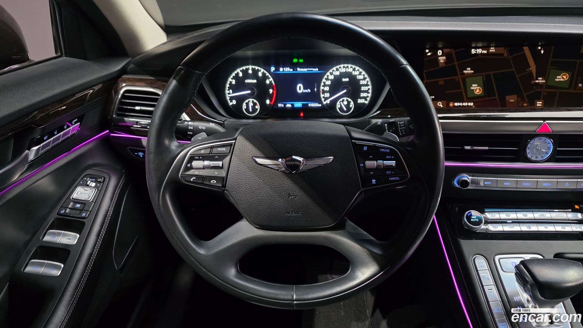 Main__Slider__Photo:G90 Genesis 2019.3-12