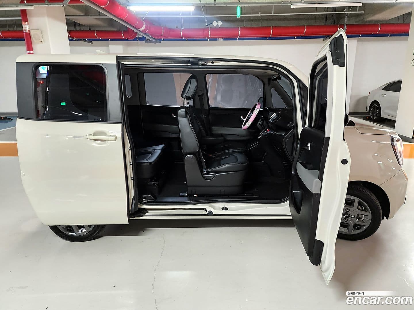 Main__Slider__Photo:RAY Kia 2023.7-4