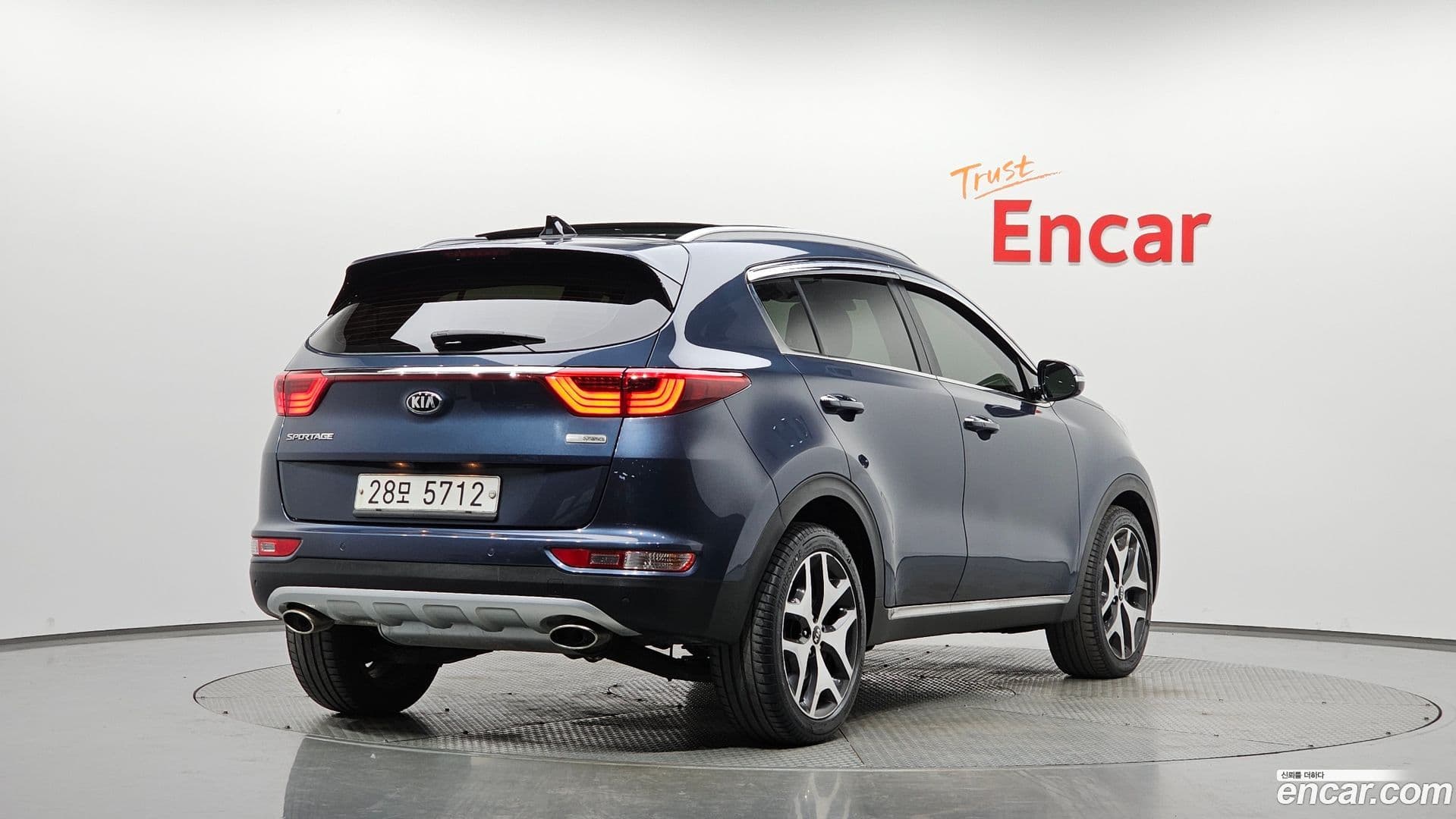 Main__Slider__Photo:Sportage Kia 2015.11-1