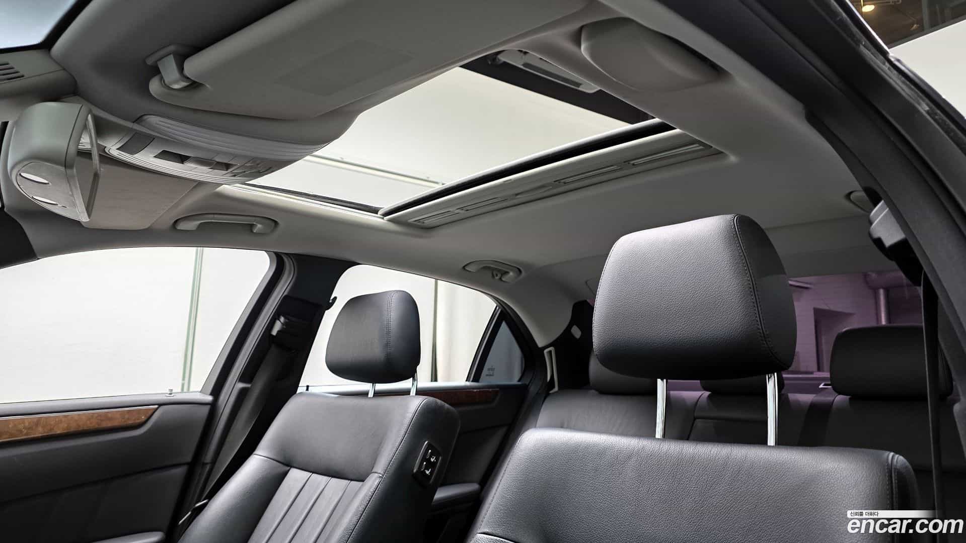 E-Class Mercedes-Benz 2011.3-OPTION-023