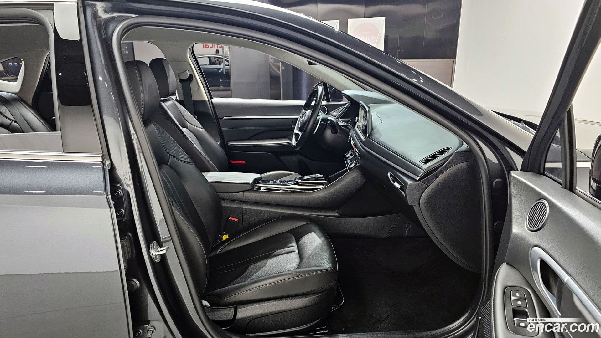 Main__Slider__Photo:Sonata Hyundai 2022.5-9