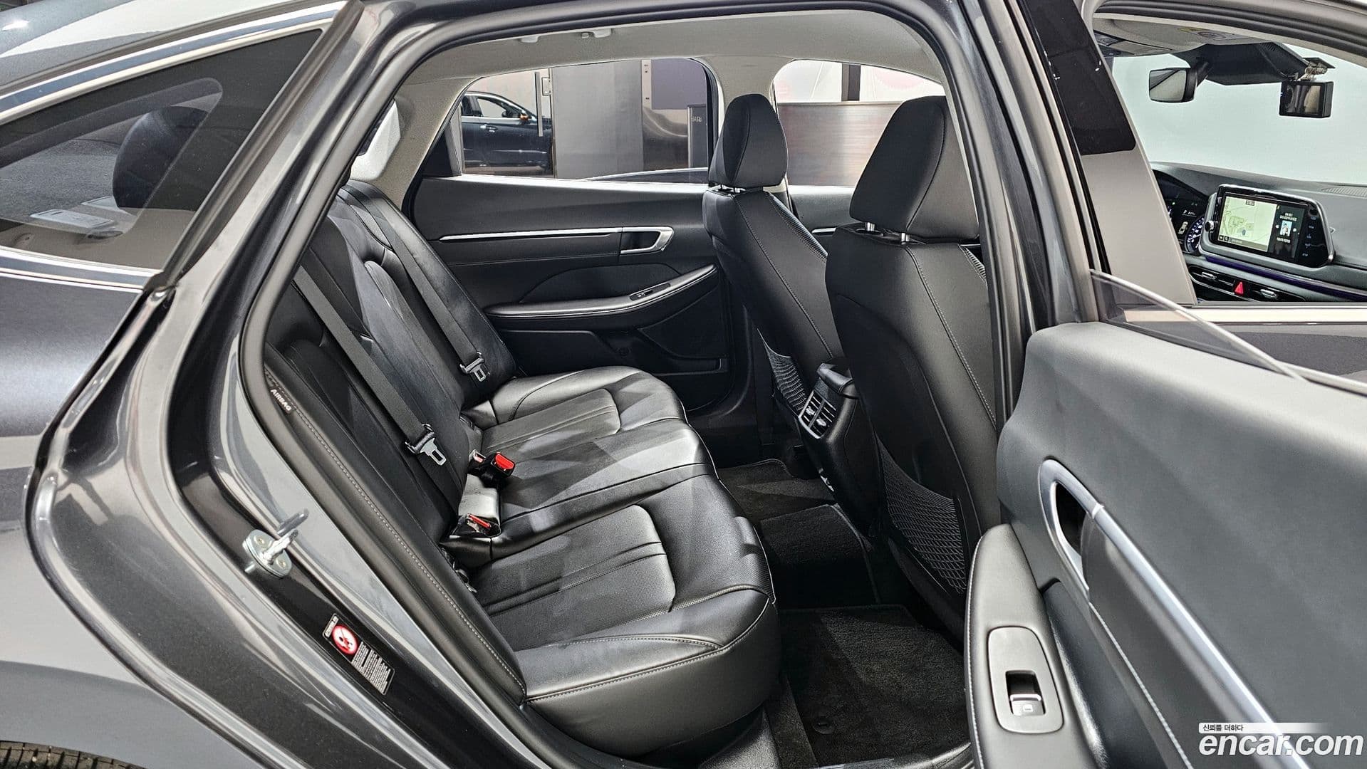 Main__Slider__Photo:Sonata Hyundai 2022.5-11